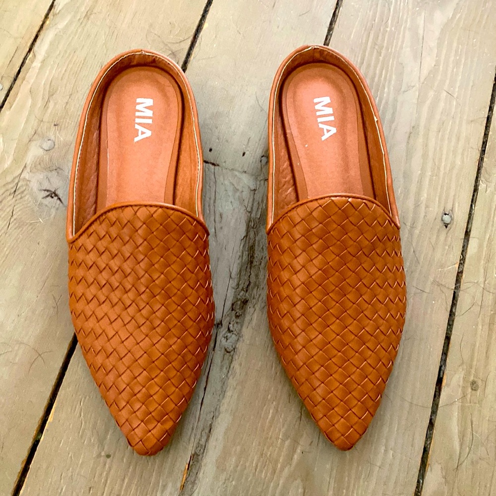 MIA Johona Mule, Size 9